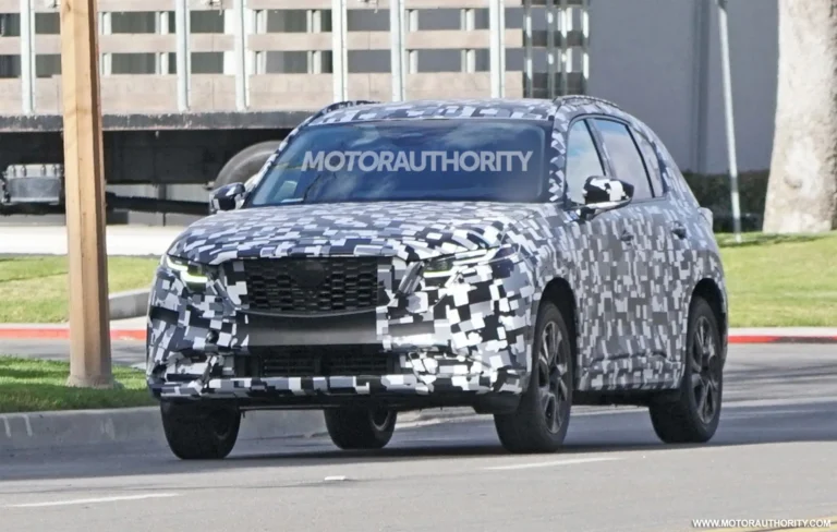2026 m. Mazda CX-5 šnipinėjo pirmą kartą