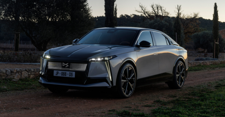 Dabar parduodamas elektrinis DS Nr. 8 Coupé-SUV