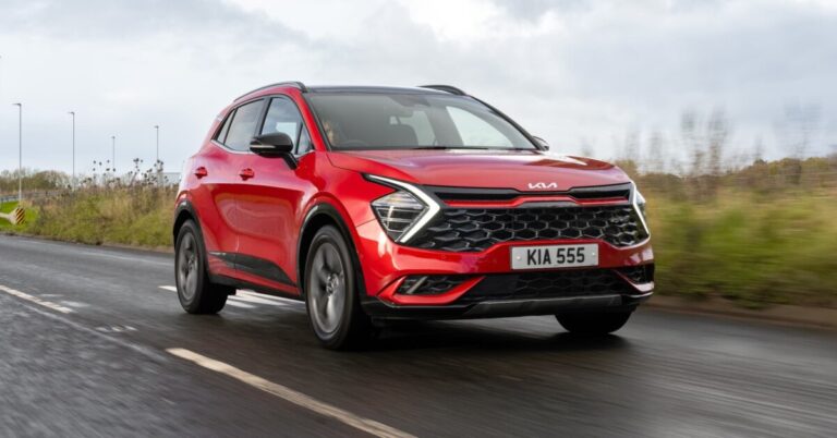 Didžiosios Britanijos geriausiai parduodami 2025 m. Automobiliai
