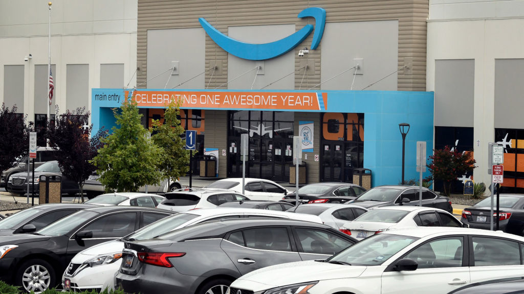 Šiaurės Karolinos „Amazon“ darbuotojai balsuoja prieš sąjungą