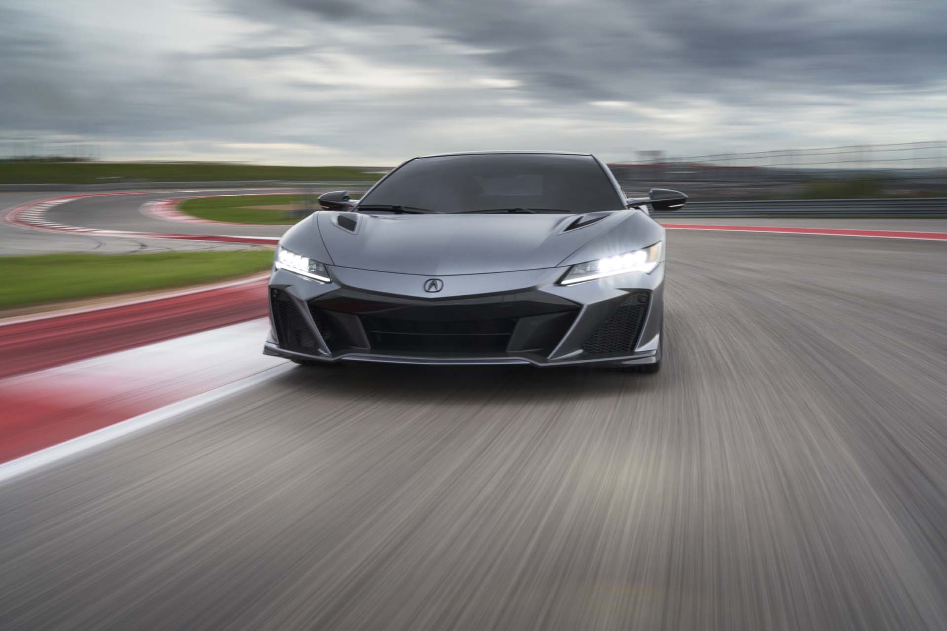 „Acura“ gali pakeisti savo planą praleisti hibridus